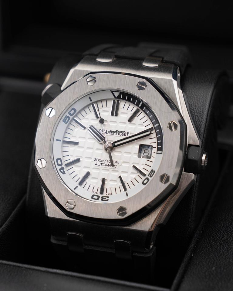 Royal Oak Offshore Diver 15710ST